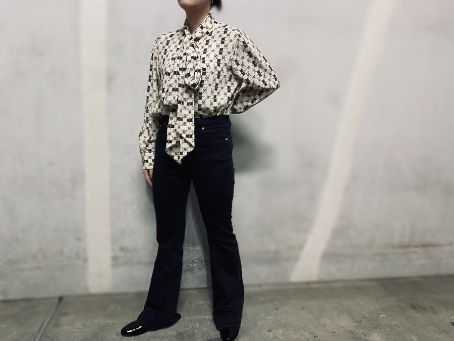 人気ハイブランド【GUCCI/グッチ】よりGGシェリーラインボウタイシルク