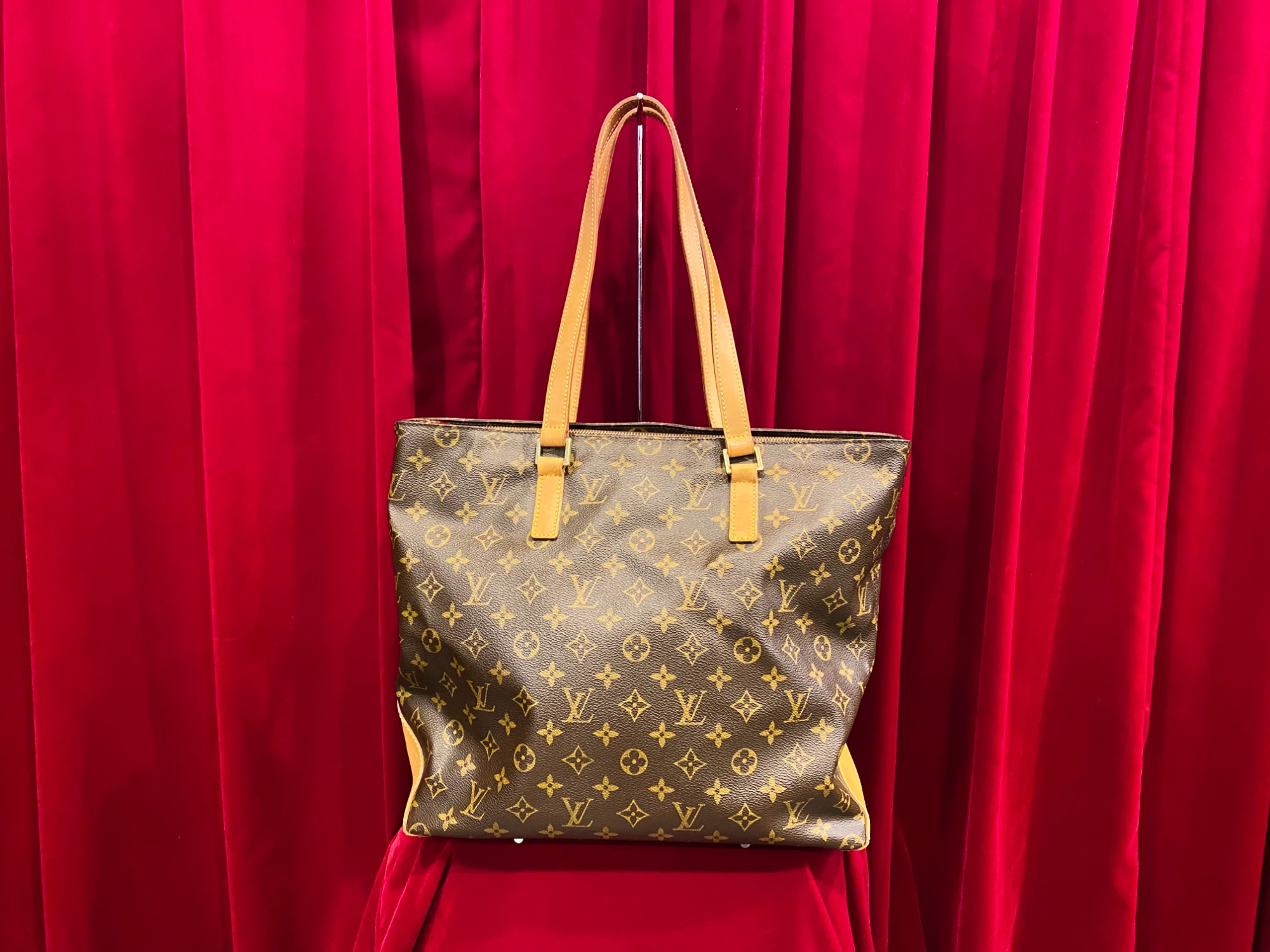 LOUIS VUITTON / ルイ ヴィトン】よりカバ・メゾ トートバッグ が買取