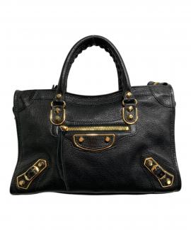 「ラグジュアリーブランドのBALENCIAGA 」