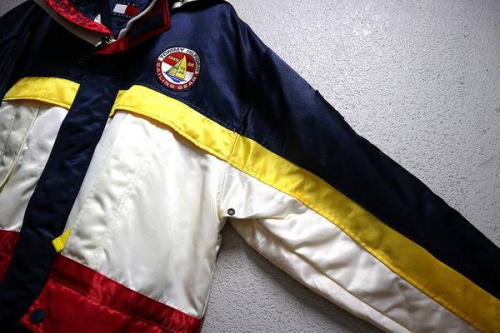90sのTOMMY HILFIGER