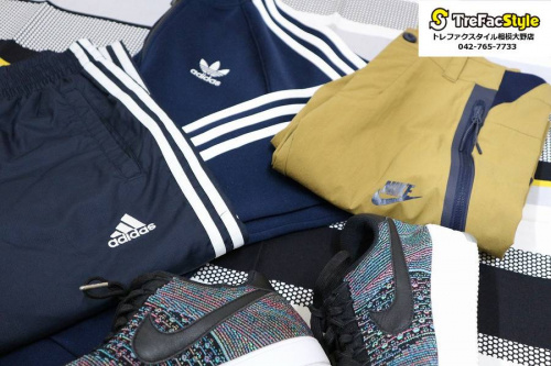 ナイキのアディダス