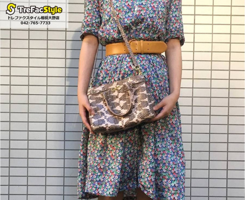 サルヴァトーレ・フェラガモの相模大野