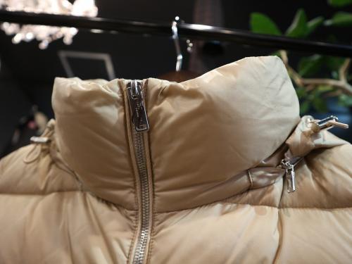 ダウンコートのレディース