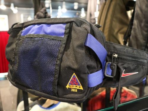 アウトドアのメンズ