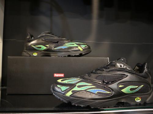 NIKE×Supremeのナイキ×シュプリーム