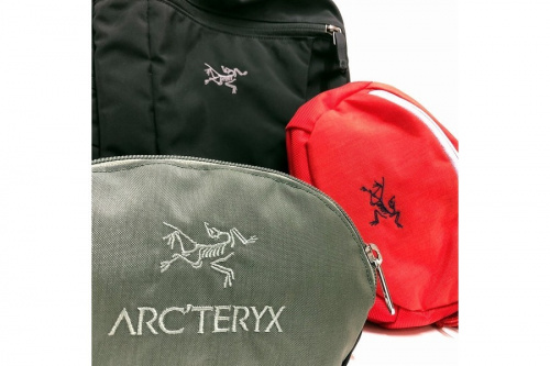 アウトドアブランドのARC'TERYX
