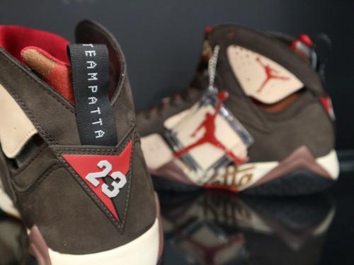 ナイキのAIR JORDAN