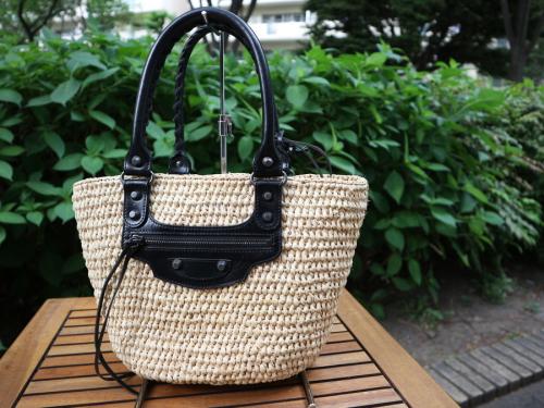 BALENCIAGAのバレンシアガ