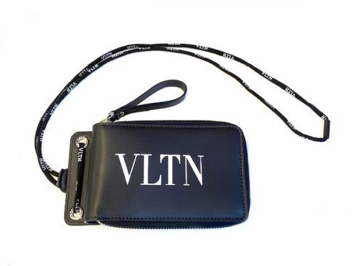 VALENTINOのヴァレンティノ