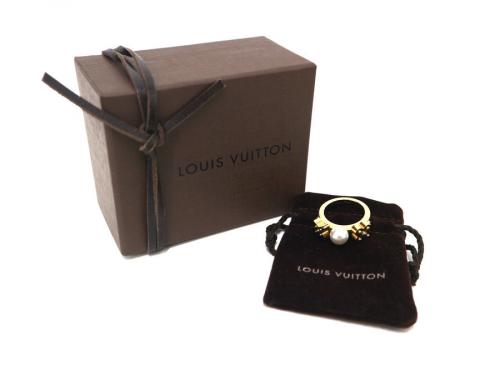 LOUIS VUITTON 　のルイ ヴィトン　