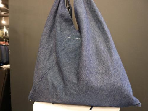 エムエムシックス メゾンマルジェラのバッグ