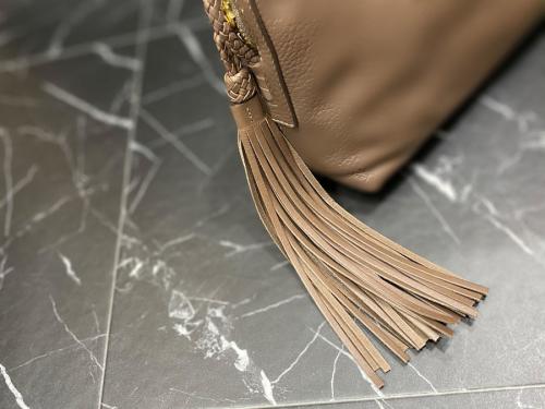 トリーバーチのショルダーバッグ