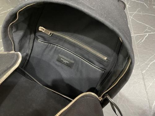 サンローランのバックパック