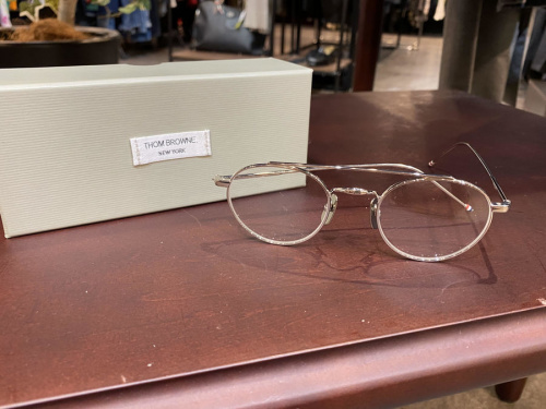 インポートブランドのTHOM BROWNE