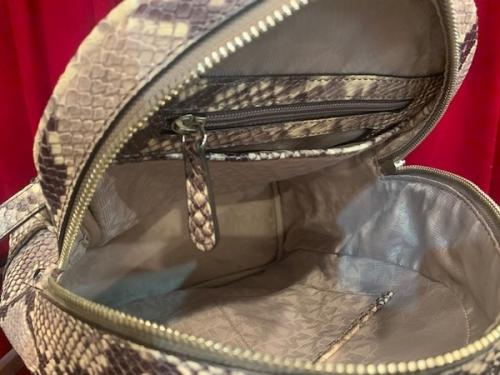 バックパックのレディース