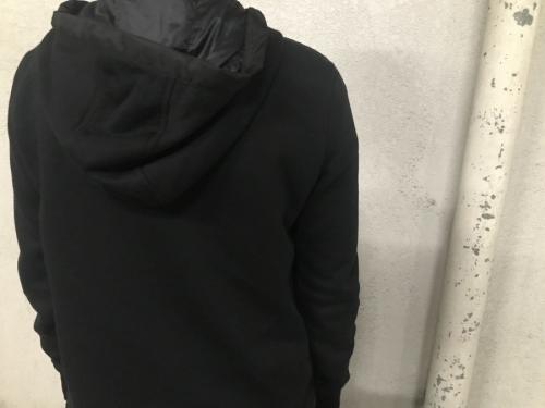 モンクレールのMAGLIA CARDIGAN