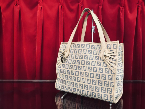 インポートブランドのFENDI