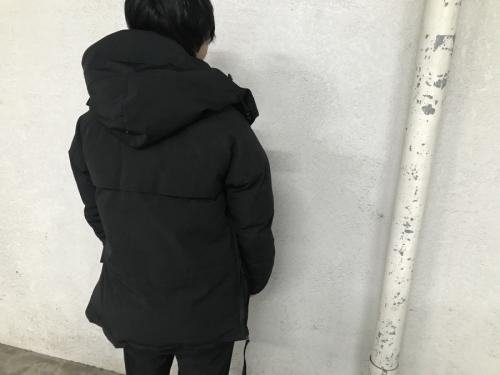 KAMLOOPS PARKAのダウンジャケット