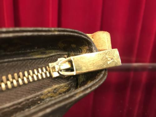 トロター ブラウン ヴィトンモノグラムのショルダーバッグ