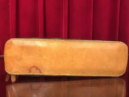 ショルダーバッグ