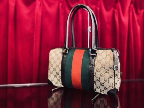 ラグジュアリーブランドのGUCCI