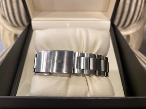 タグホイヤーのアクアレサーキャリバー5