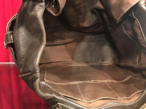 アナグラムレザーバッグのトートバック