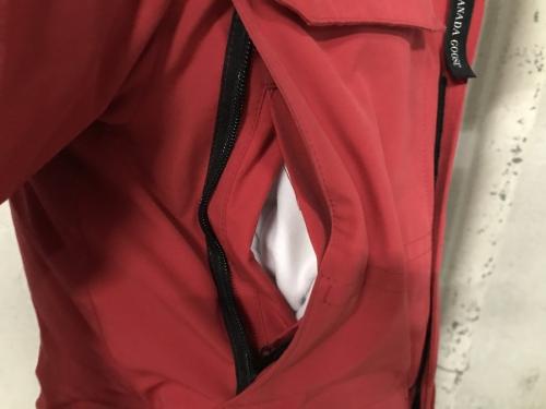 ダウンジャケット