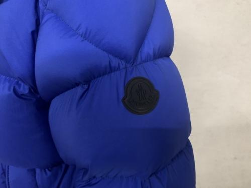 ダウンジャケット