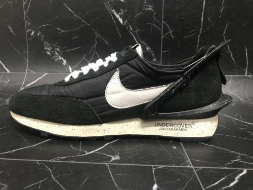 NIKE × UNDERCOVERのナイキ × アンダーカバー