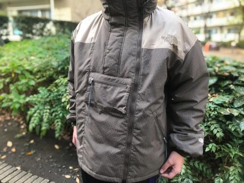 Field Insulation Jacketのダウンジャケット