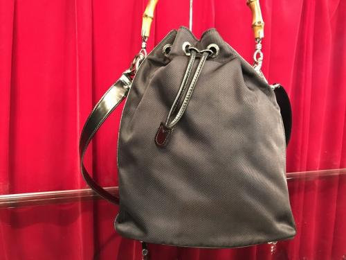 グッチのバンブー2WAY巾着ショルダーバッグ