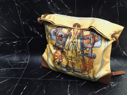 ラグジュアリーブランドのHERMES