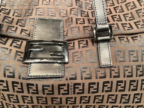 フェンディのトートバッグ