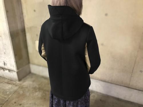 ディ・ダヴル・トゥアールのポンチダウンショートコート