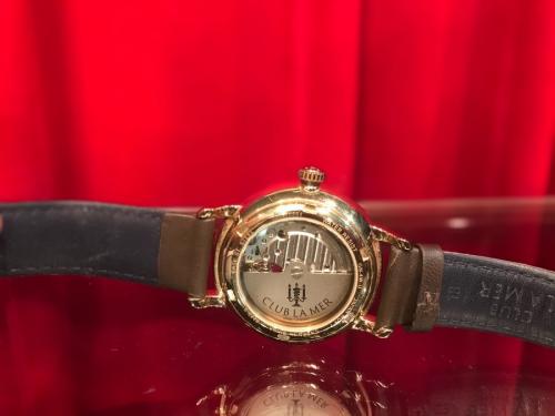 トラッドオープンハートの時計