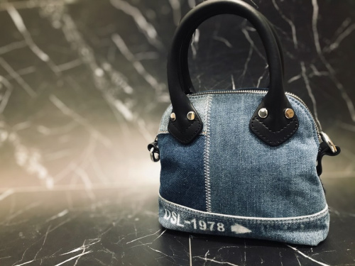 インポートブランドのDIESEL