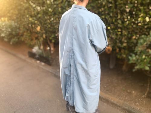 ワイドチェスターコートのコート