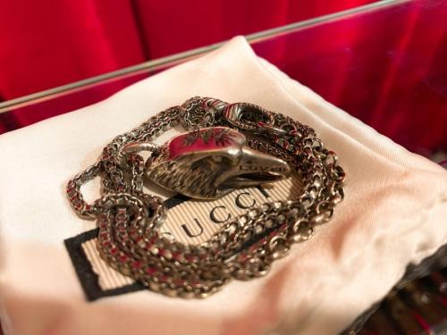 アンガーフォレストイーグルネックレスのネックレス