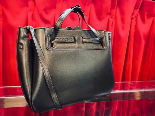 ラグジュアリーブランドのLOEWE