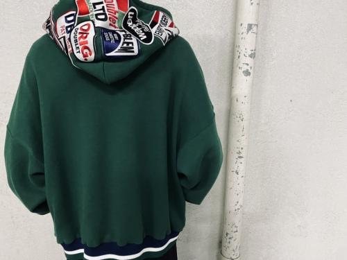 ダブレットのCHAOS PATCHES HOODIE