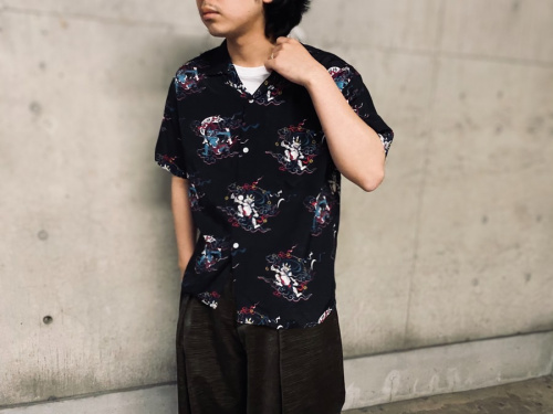 ストリートブランドのBuenavista HQ × FLAGSTUFF