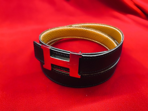 ラグジュアリーブランドのHERMES