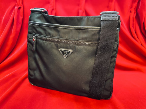 ラグジュアリーブランドのPRADA