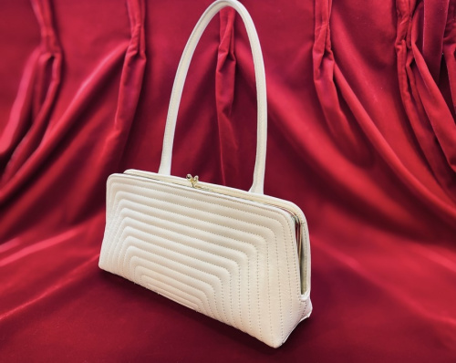 ラグジュアリーブランドのJIL SANDER