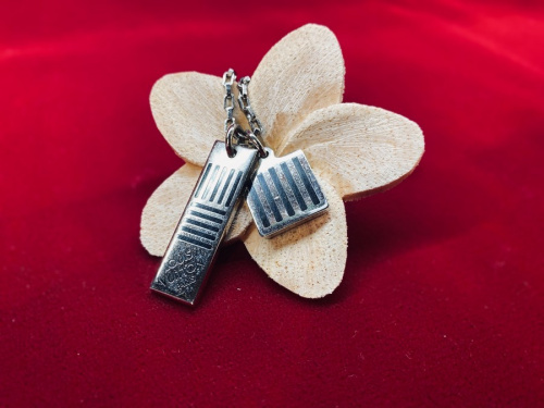 ラグジュアリーブランドのLOUIS VUITTON 　