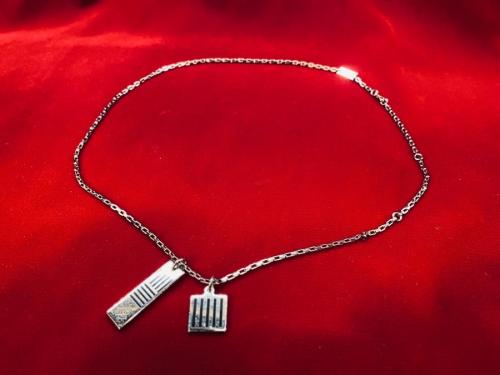 ルイ ヴィトン　のコリエダミエカラーズネックレス