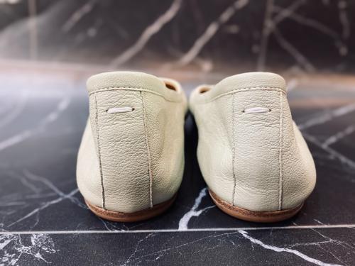 マルタンマルジェラ 22のタビバレエシューズ