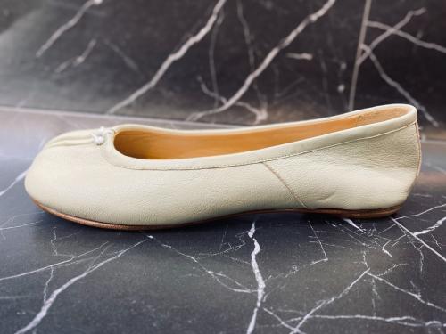 タビバレエシューズのパンプス