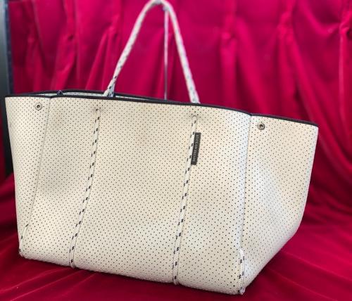 STATE OF ESCAPEのステイトオブエスケープ